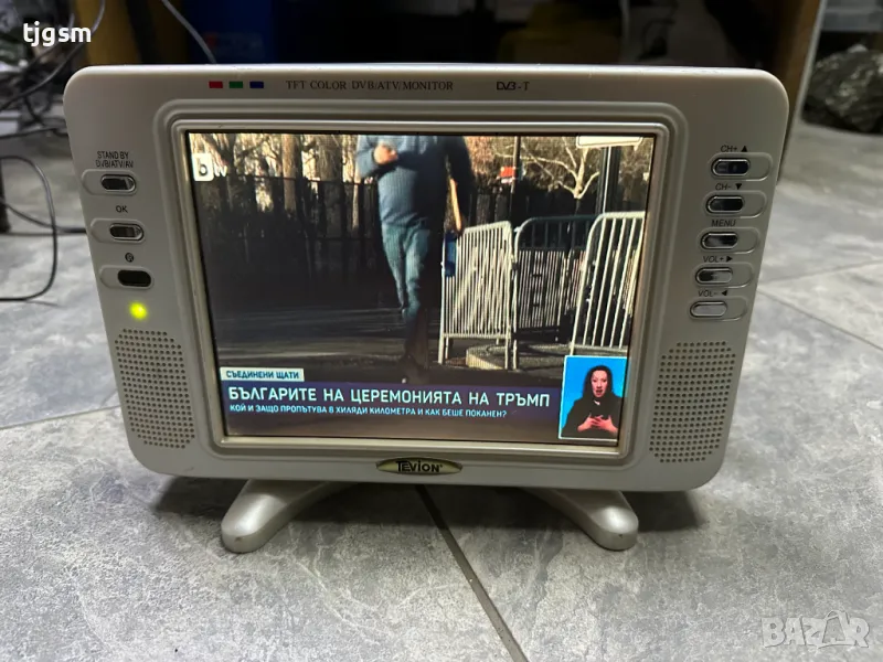 Малък телевизор 8" Tevion md30108k, снимка 1