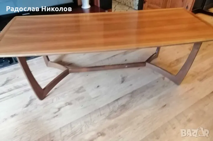 Продавам холна маса за кафе перфектна , снимка 1