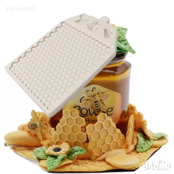 Силиконов молд Пчелна пита с пчела пчелна майка и търтей , восъчна основа восъчни основи мед пчели, снимка 1