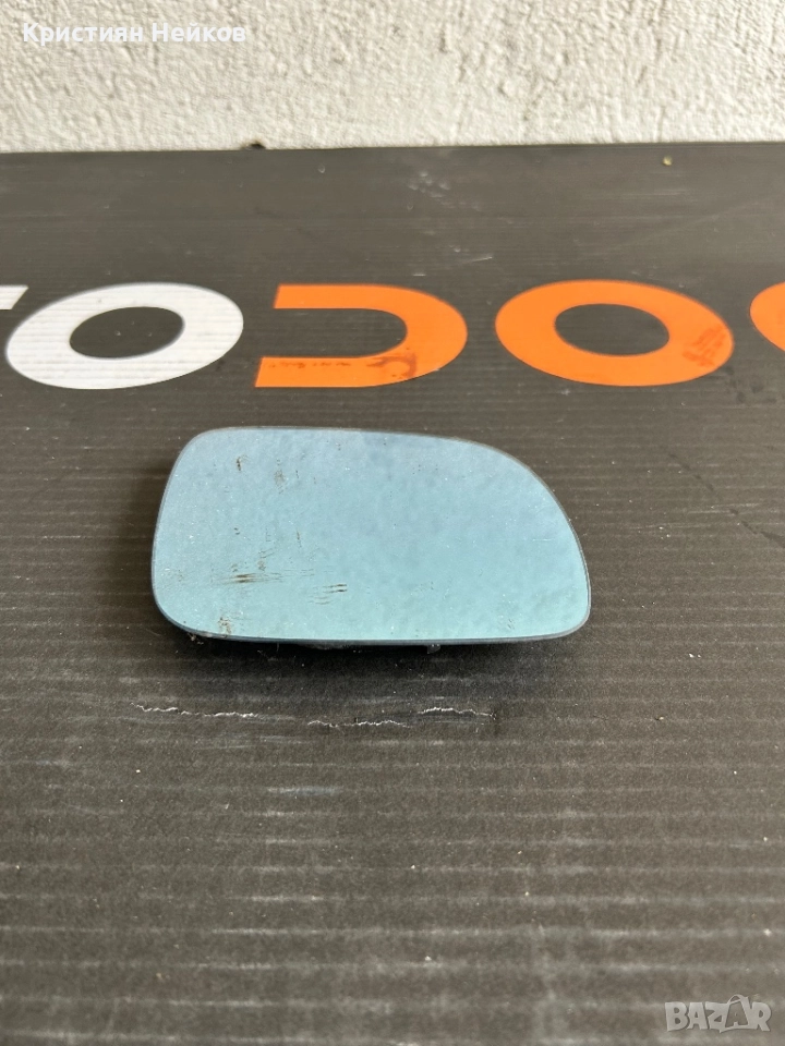 Голф 4 - дясно странично огледало, снимка 1