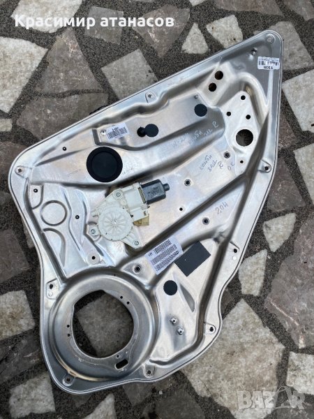 Машинка ел. стъкло за Мерцедес ц-класа комби w204.задна Дясна.А2047330808 , снимка 1