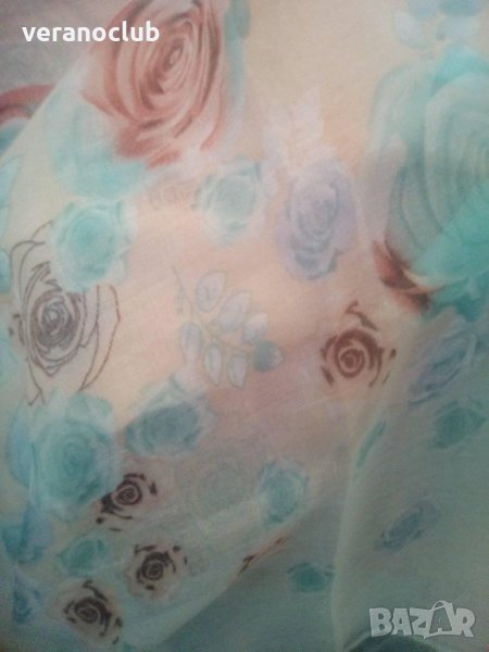 Нежен шал вискоза Розички, снимка 1