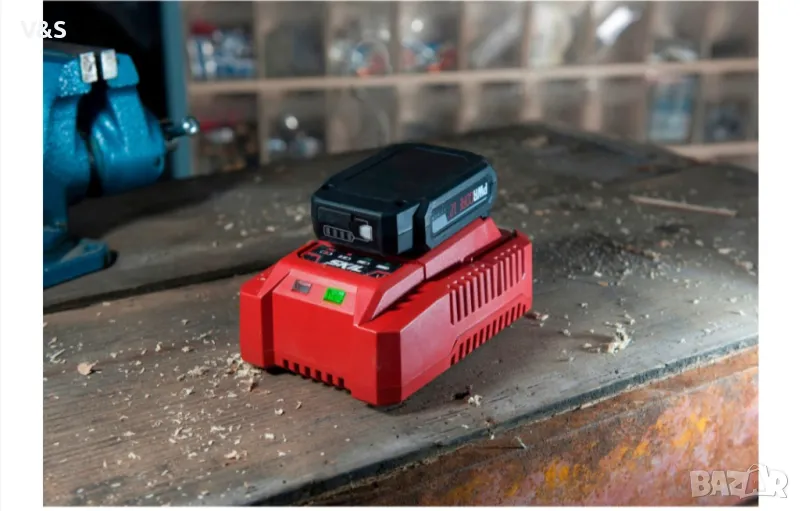 Skil 2730 зарядно и батерия skil 2101 на 12 v, снимка 1