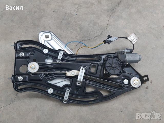 Заден ляв стъклоповдигач Peugeot 207 cc Cabriolet 1.6 16V 120к.с Пежо 207 Кабрио 1.6 16В 120к.с pejo