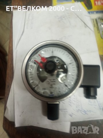 контактен мановакуумметър