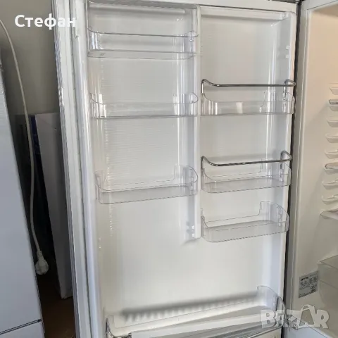 Хладилник с фризер SMEG, снимка 4 - Хладилници - 49132521