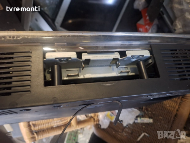 оригинална стойка за телевизор SAMSUNG Модел LE26A456, снимка 3 - Стойки, 3D очила, аксесоари - 53316620