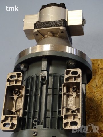 хидравличен агрегат (хидравлична помпа 250Bar, ел.двигател 0.37kW), снимка 8 - Други машини и части - 37305376