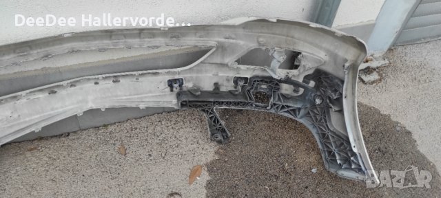 Предна броня Mercedes Benz C Класа W204 AMG предифейс, снимка 6 - Части - 43412222