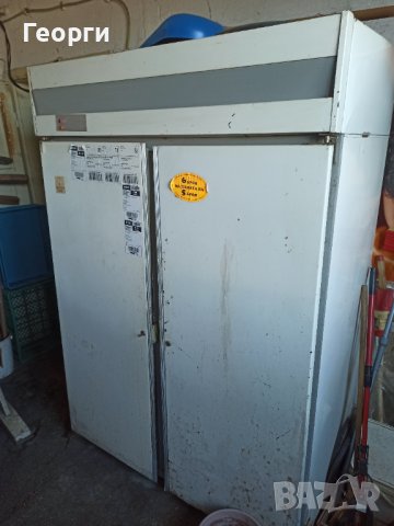 Хладилник двукрилен , снимка 1 - Хладилници - 44110352