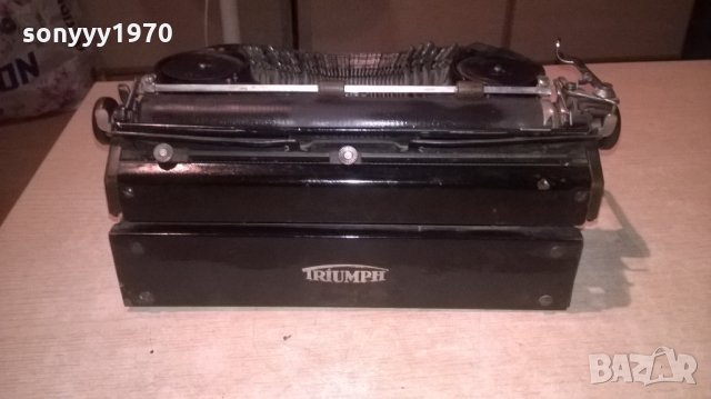 АНТИКА-triumph-ретро колекция-стара пишеща машина, снимка 9 - Колекции - 26226937