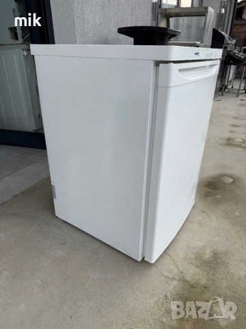 Малък фризер Либхер Комфорт с 3 чекмеджета Като нов , снимка 5 - Фризери - 52139778