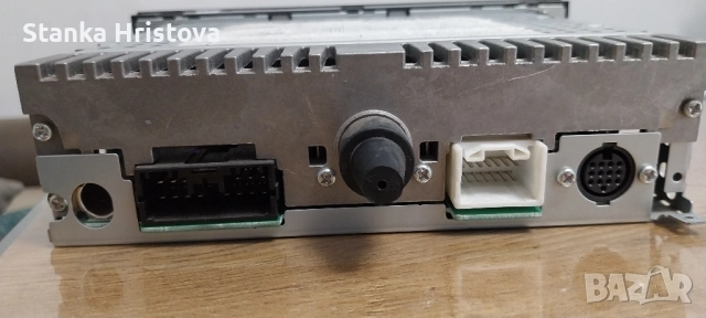 Оригинален CD плейър Mitsubishi. , снимка 6 - Аксесоари и консумативи - 52139200