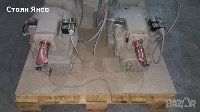 Хладилен компресор Trane, снимка 4 - Други машини и части - 28863684