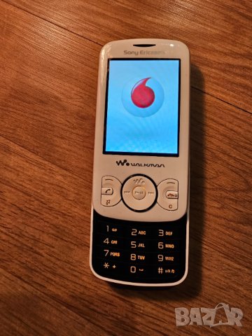 плъзгащ телефон, телефон слайд с копчета sony ericsson W100i, сони ериксон  - 2010г. - работещ., снимка 2 - Sony Ericsson - 43901246