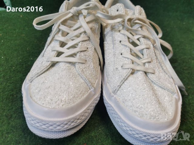 Кецове Converse с покритие от камъчета 39 номер , снимка 2 - Кецове - 39543632