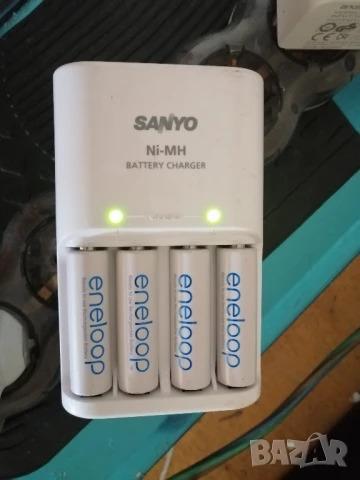 SANYO зарядно за NiCd и NiMh батерии, снимка 1