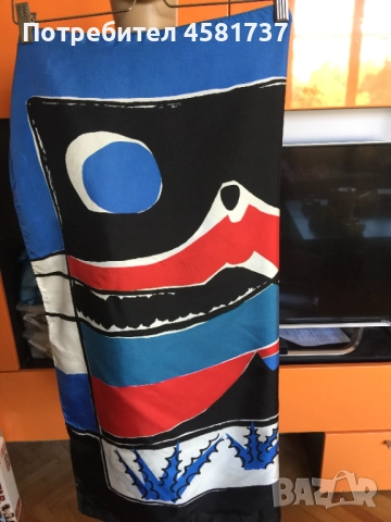 Копринен шал с десен репродукция на картина на César Manrique, снимка 2 - Шалове - 51759046