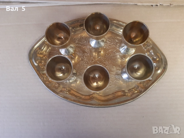 Стар красив бронзов сервиз за ликьор , ракия и други, снимка 4 - Антикварни и старинни предмети - 52415470