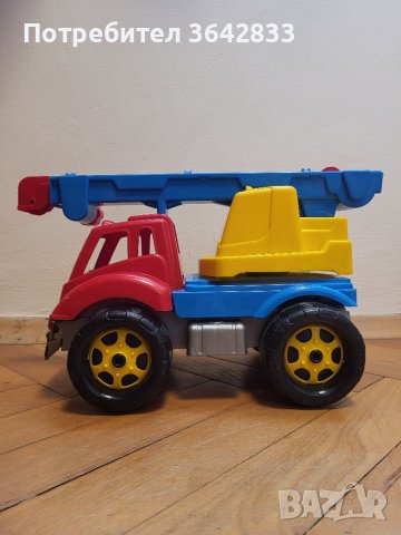 Детска играчка камионче(кран), снимка 2 - Коли, камиони, мотори, писти - 39676317