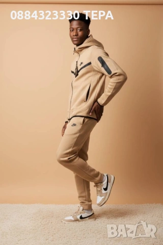 Дамски и Мъжки Спортeн екип Nike Tech 