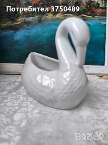 Фигурка на лебед -кашпа, снимка 3 - Декорация за дома - 53435062