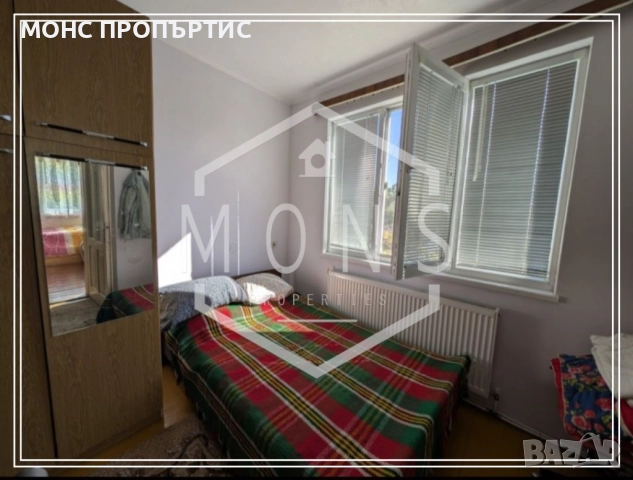 Двуетажна къща с двор и басейн в гр. Дебелец, обл. В. Търново, снимка 10 - Къщи - 51846250