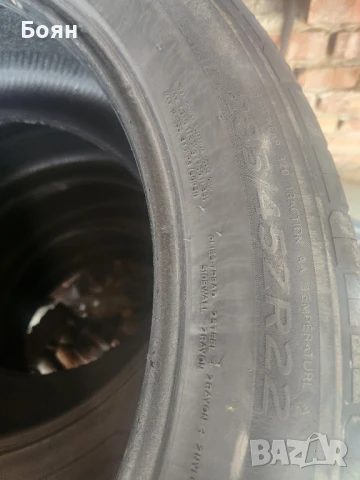 ГУМИ 285/45/22, снимка 2 - Гуми и джанти - 51425660