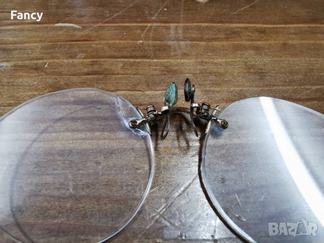 много стари очила, снимка 4 - Антикварни и старинни предмети - 43362936