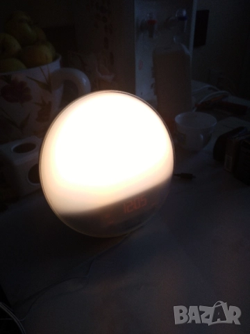 Нощна лампа с часовник и радио PHILIPS HF3520, снимка 5 - Друга електроника - 52349749