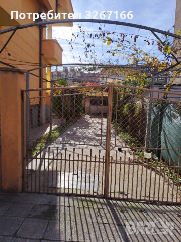 Два самостоятелни етажа от фамилна къща, снимка 4 - Къщи - 43370143