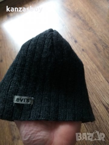 LEVI'S - страхотна зимна шапка , снимка 1 - Шапки - 35246520