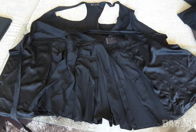 Burberry рокля L налична, снимка 10 - Рокли - 49440702