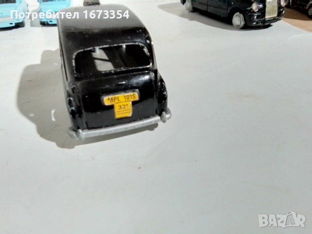 Трабант+ Лондонски таксита, снимка 6 - Други ценни предмети - 51789902