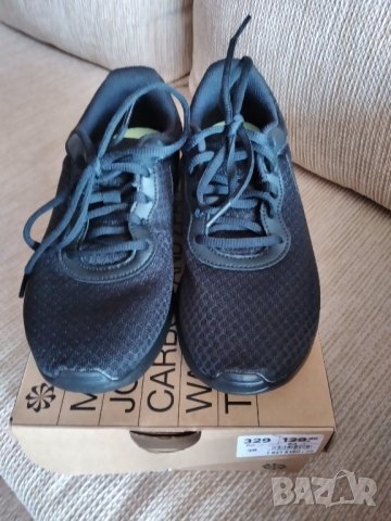 Маратонки Nike номер 36, снимка 2 - Маратонки - 43667659