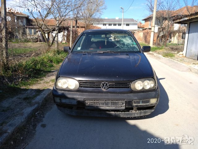 Vw golf 3 На части , снимка 1 - Автомобили и джипове - 28174592