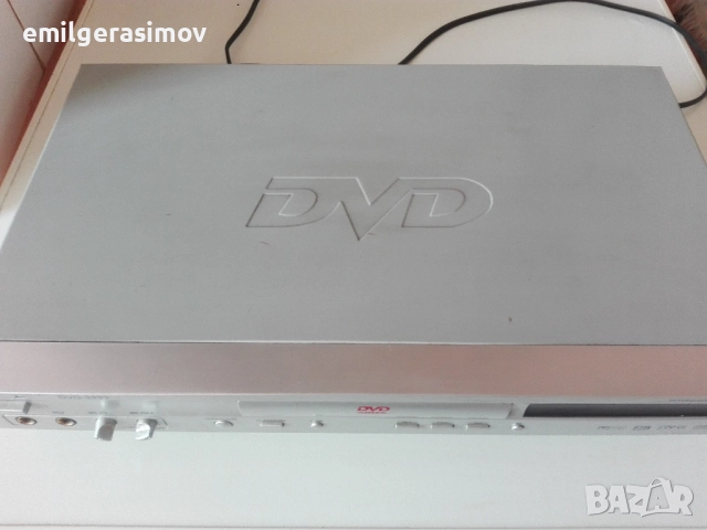 Ретро магнетофон UNITRA  GRUNDIG и старо Ди Ви Ди. ., снимка 10 - Антикварни и старинни предмети - 49503905