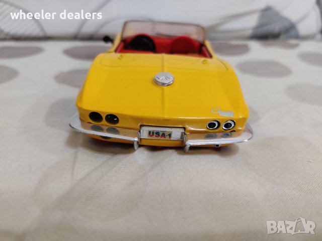 Метална количка Revell Chevrolet Corvette Stingray в мащаб 1/24, снимка 4 - Колекции - 39886382