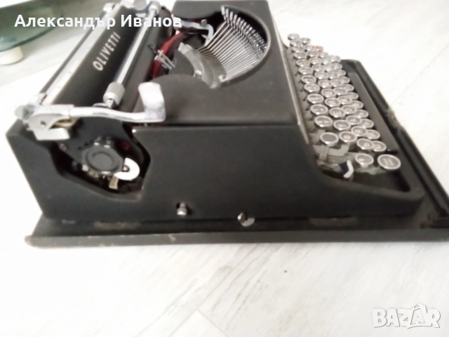 Италианска пишеща машина OLIVETTI 1940 г., снимка 6 - Антикварни и старинни предмети - 53569752