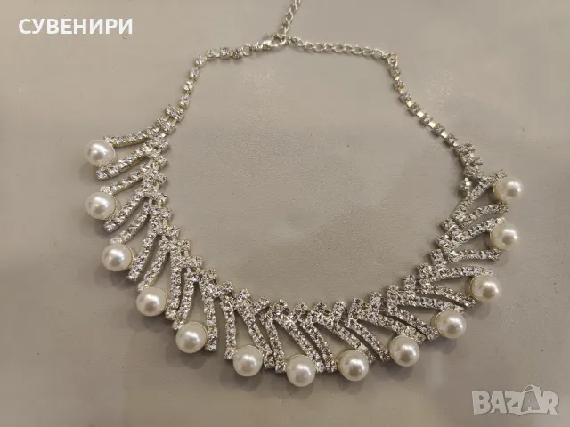 Красиво колие с обеци 