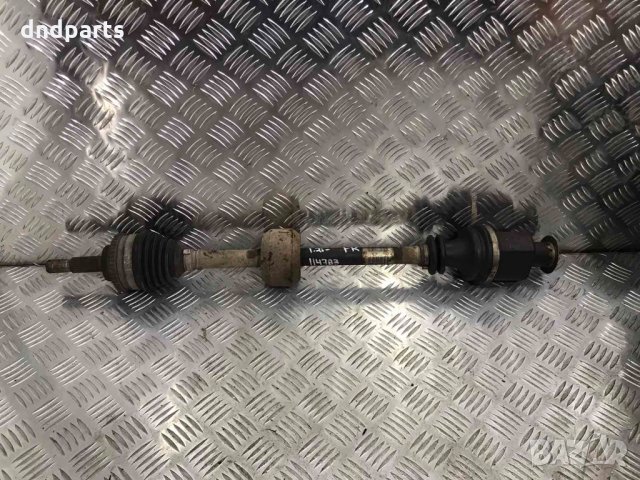 Предна дясна полуоска Renault Clio 1.2i 2004г.