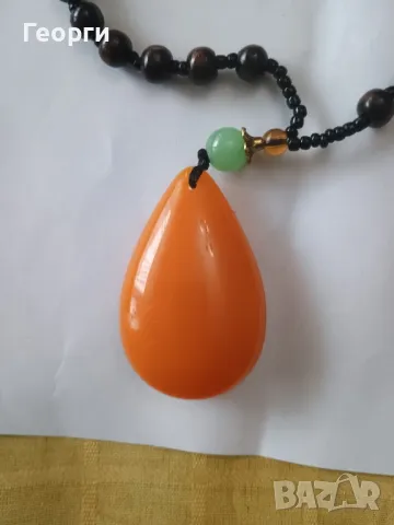 Красиво ново колие