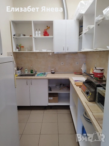 Отдава се под наем помещение гр. А-д /подходящо за магазин, офис/, снимка 7 - Магазини - 53134576