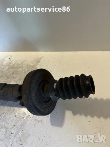 Заден карданен вал за Jeep Cherokee KJ 2.8 CRD (2008) P52853130AE, снимка 3 - Части - 53382979
