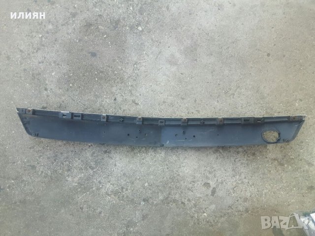 Лайсна за решетка в предна броня Mazda CX 7, снимка 3 - Аксесоари и консумативи - 33102569