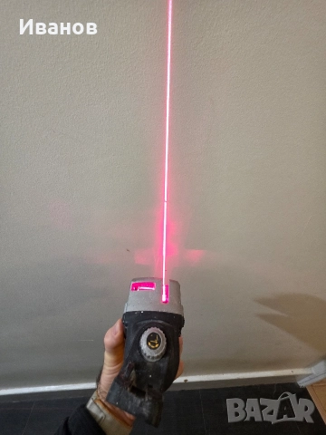 Лазерен нивелир Девалт Dewalt DW089, снимка 5 - Други инструменти - 52794958