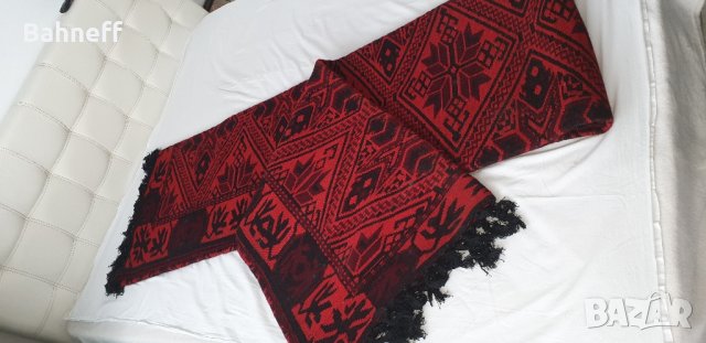 Килим вълнен нов ., снимка 1