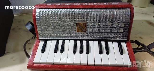 Руски детски акордеон ,,Мальиш "- 16 баса, снимка 5 - Акордеони - 52868242