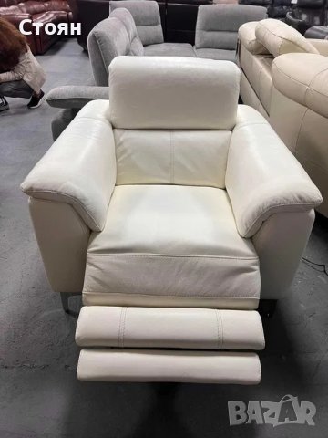 Бял кожен фотьойл с електрически релаксиращ механизъм, снимка 8 - Дивани и мека мебел - 40781322