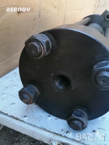 Хидравличен цилиндър , снимка 3 - Резервни части за машини - 40807425